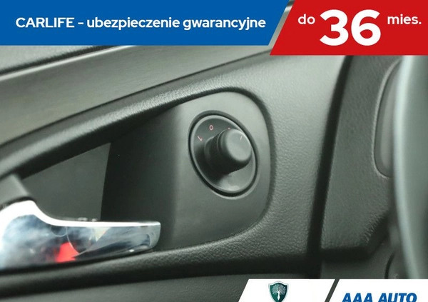 Opel Insignia cena 19000 przebieg: 307149, rok produkcji 2010 z Nowy Tomyśl małe 277